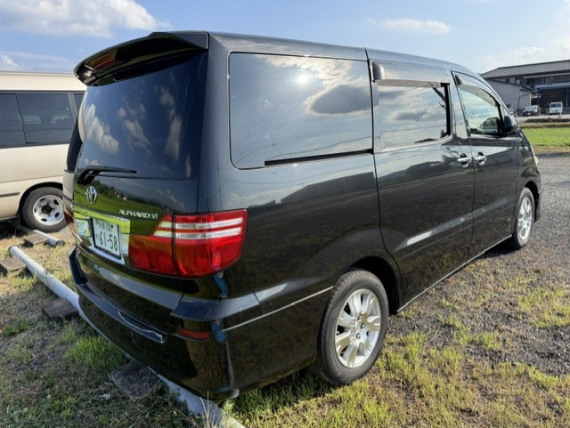 トヨタ アルファード 車両画像 2