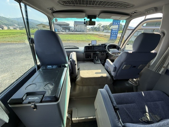 トヨタ コースター 車両画像 4