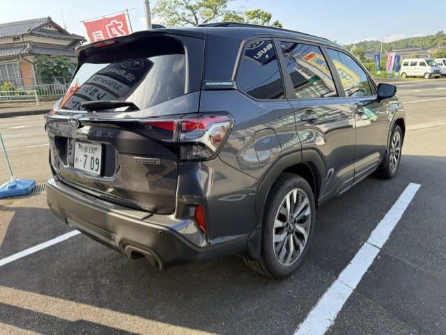 スバル フォレスター 車両画像 2